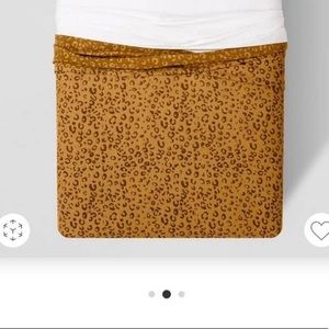 OpalHouse Cheetah Coverlette